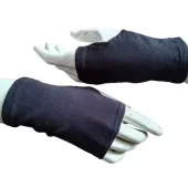 czarne gotyckie mitenki