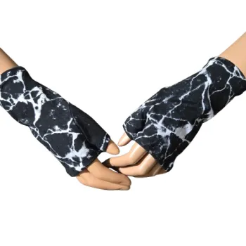 mitenki z palcem czarno biała dzianina