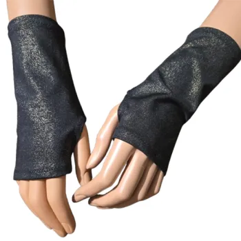 czarno złote mitenki na kciuk