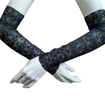 czarne gotyckie rękawy koronka