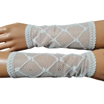 krótkie białe rękawki