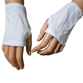 białe mitenki z bawełny